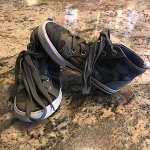 Little boys camo sneakers